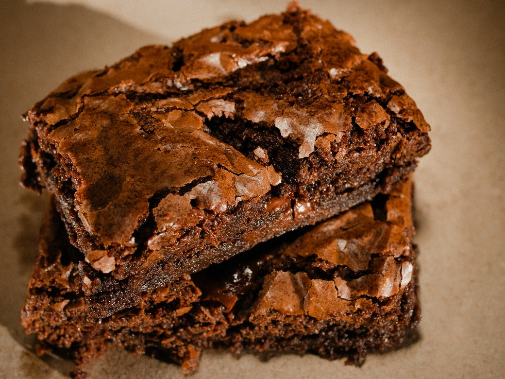 Brownies - Middle Piece or Edge Piece?